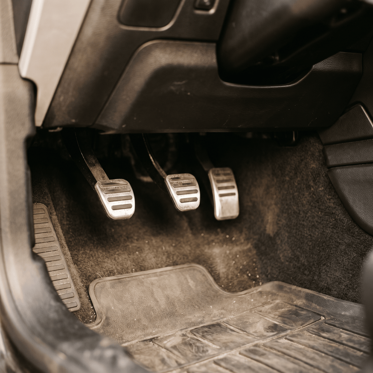 Metallic car pedal covers with horizontal grip grooves for accelerator, brake, and clutch