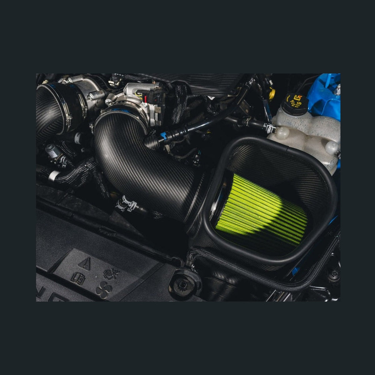 AWE Tuning AWE Tuning 24-26 Ford S650 Mustang GT/Dark Horse S-FLO Carbon Intake, installed