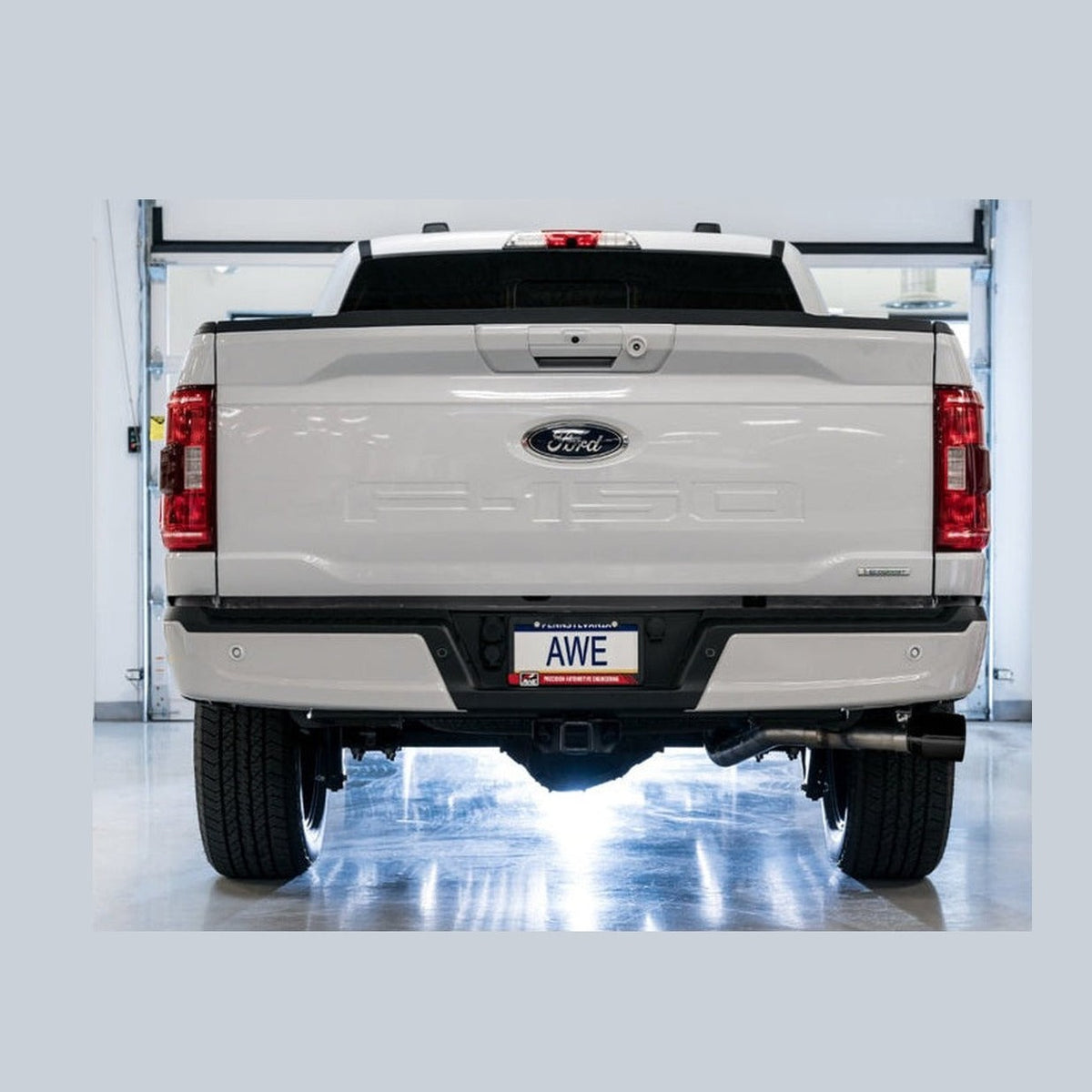AWE Tuning AWE 21+ Ford F150 Dual Side Exit Cat-Back Exhaust - 4.5in Diamond Black Tips *For Stock Y-Pipe Only, installed