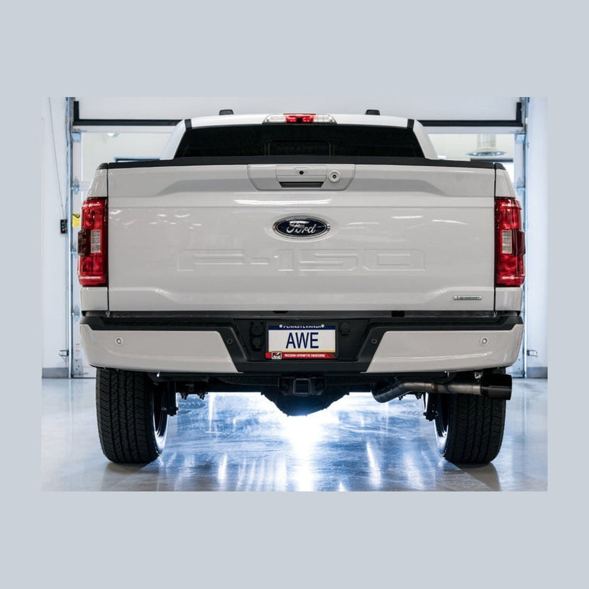 AWE Tuning AWE 21+ Ford F150 Dual Side Exit Cat-Back Exhaust - 4.5in Diamond Black Tips *For Stock Y-Pipe Only, installed