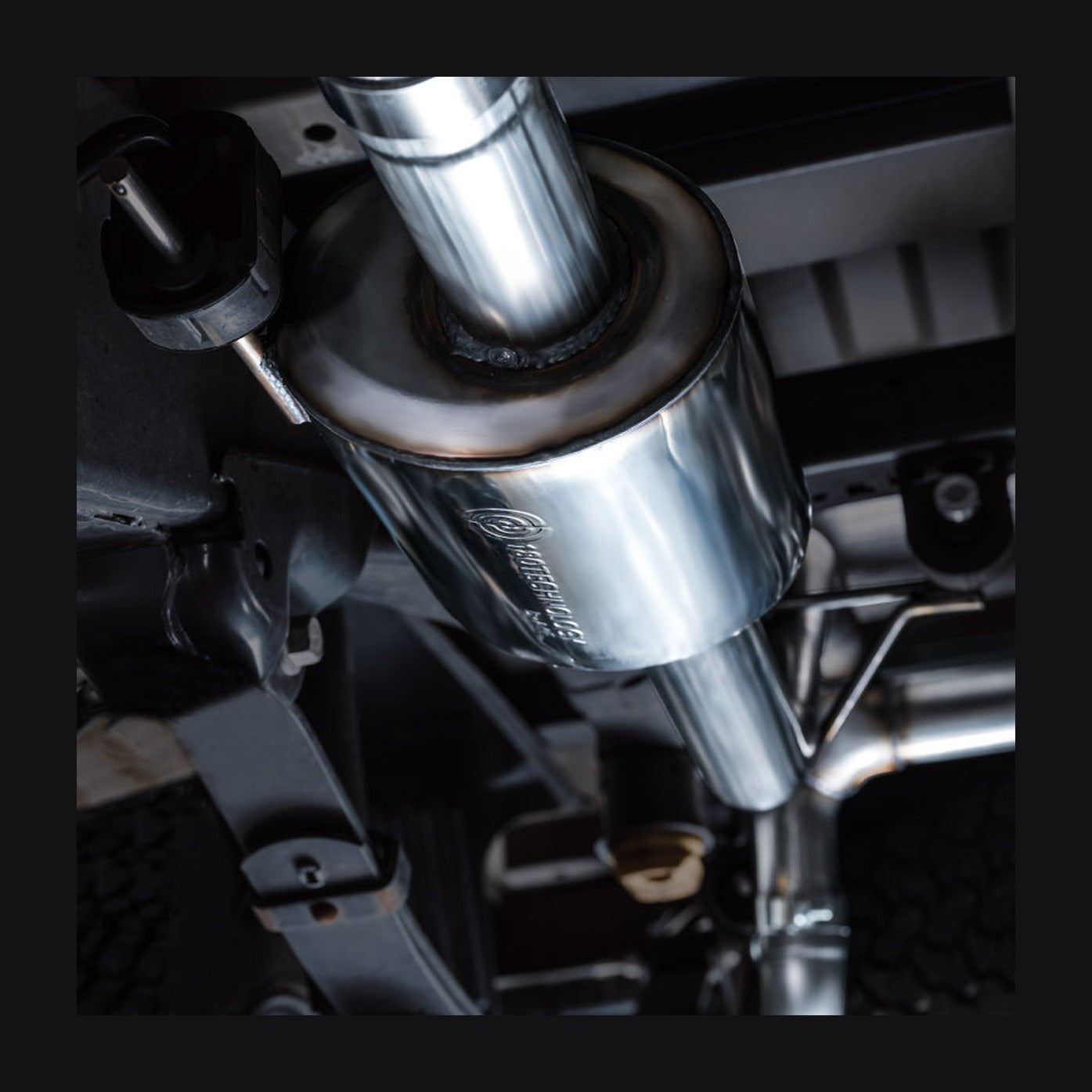 AWE Tuning AWE Tuning 2021+ Ford F-150 Tremor (w/ Bumper Cutouts) 0FG Non-Resonated Catback -Diamond Black Tips, installed