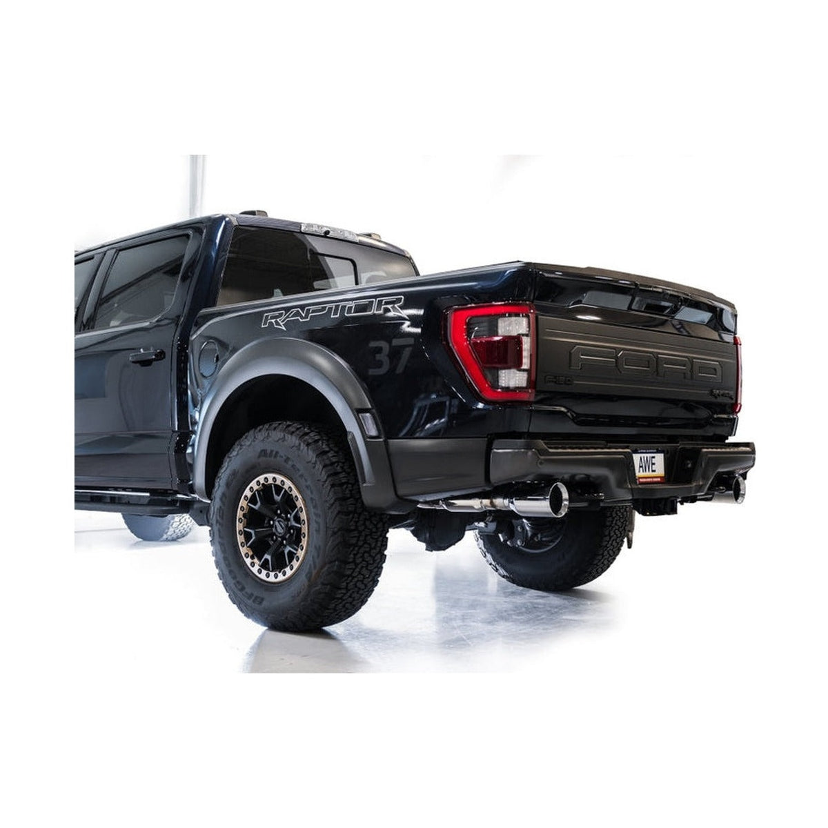 AWE Tuning AWE Tuning Gen 3 Raptor SwitchPath Exhaust - Chrome Silver Tips, installed