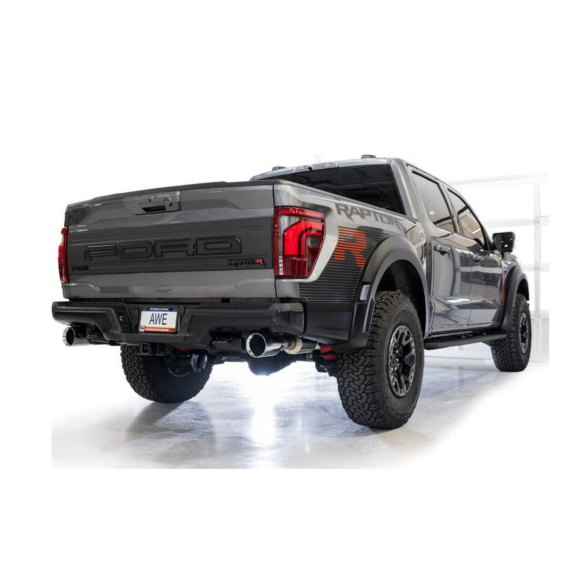 AWE Tuning AWE Tuning Gen 3 Raptor R SwitchPath Exhaust - Chrome Silver Tips, installed