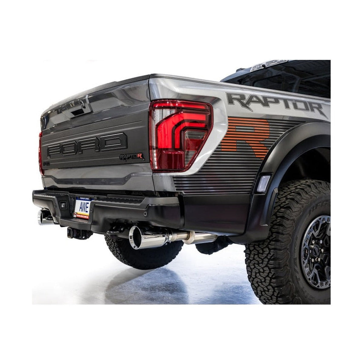 AWE Tuning AWE Tuning Gen 3 Raptor R SwitchPath Exhaust - Chrome Silver Tips, installed