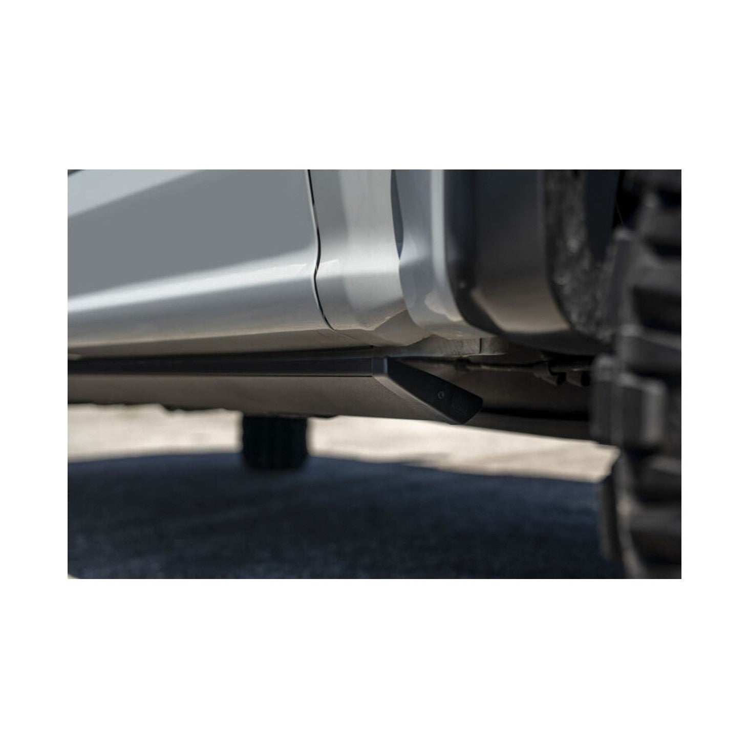 AMP Research AMP Research 2015-2018 Ford F150 All Cabs PowerStep Plug N Play - Black, installed