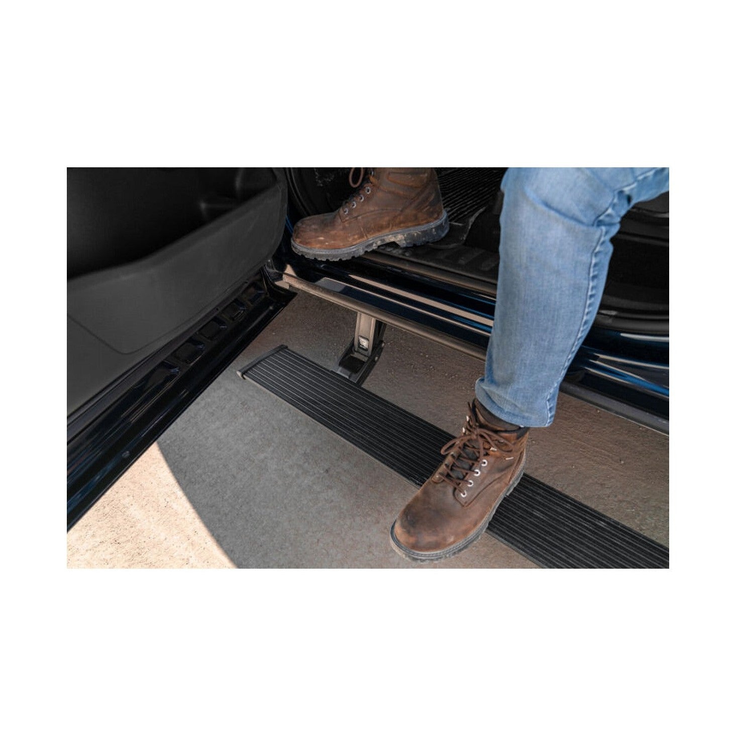 AMP Research AMP Research 21-23 Ford F150 PowerStep Plug N Play - Black (See 76252-01A For Hybrid), installed