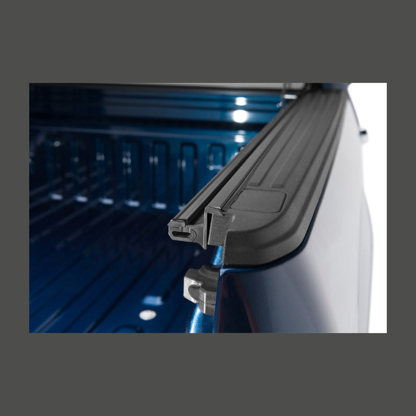 BAK BAK 15-20 Ford F-150 5ft 6in Bed BAKFlip G2, installed