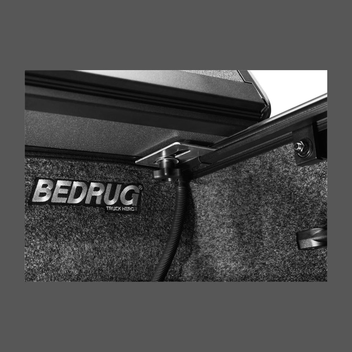 BAK BAK 21-22 Ford F-150 (Incl. 2022 Lightning) BAKFlip MX4 5.7ft Bed Cover - Matte Finish, installed