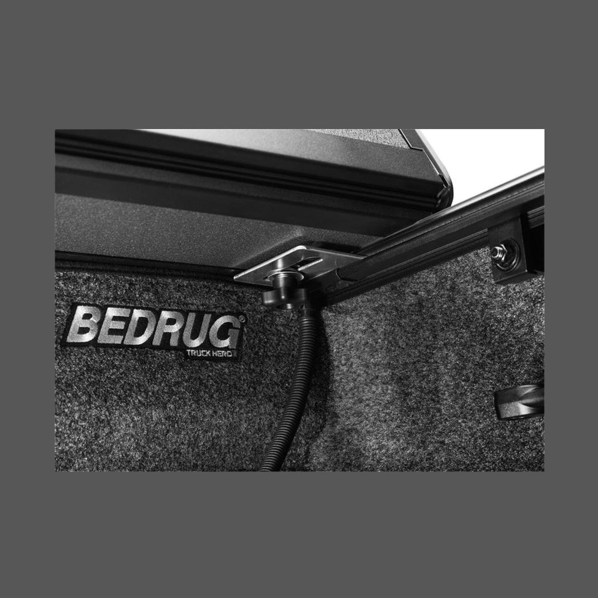 BAK BAK 21-22 Ford F-150 (Incl. 2022 Lightning) BAKFlip MX4 5.7ft Bed Cover - Matte Finish, installed