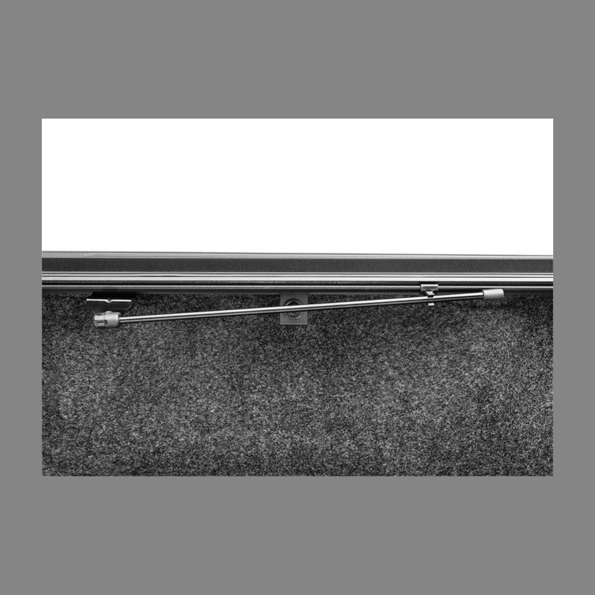 BAK BAK 21-22 Ford F-150 (Incl. 2022 Lightning) BAKFlip MX4 5.7ft Bed Cover - Matte Finish, installed