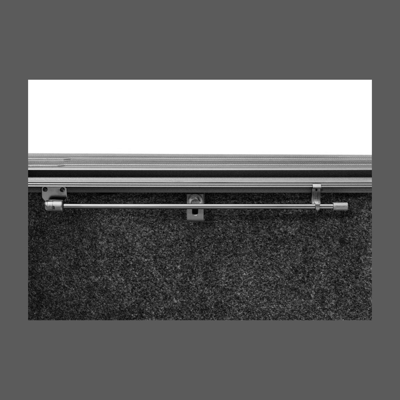 BAK BAK 21-22 Ford F-150 (Incl. 2022 Lightning) BAKFlip MX4 5.7ft Bed Cover - Matte Finish