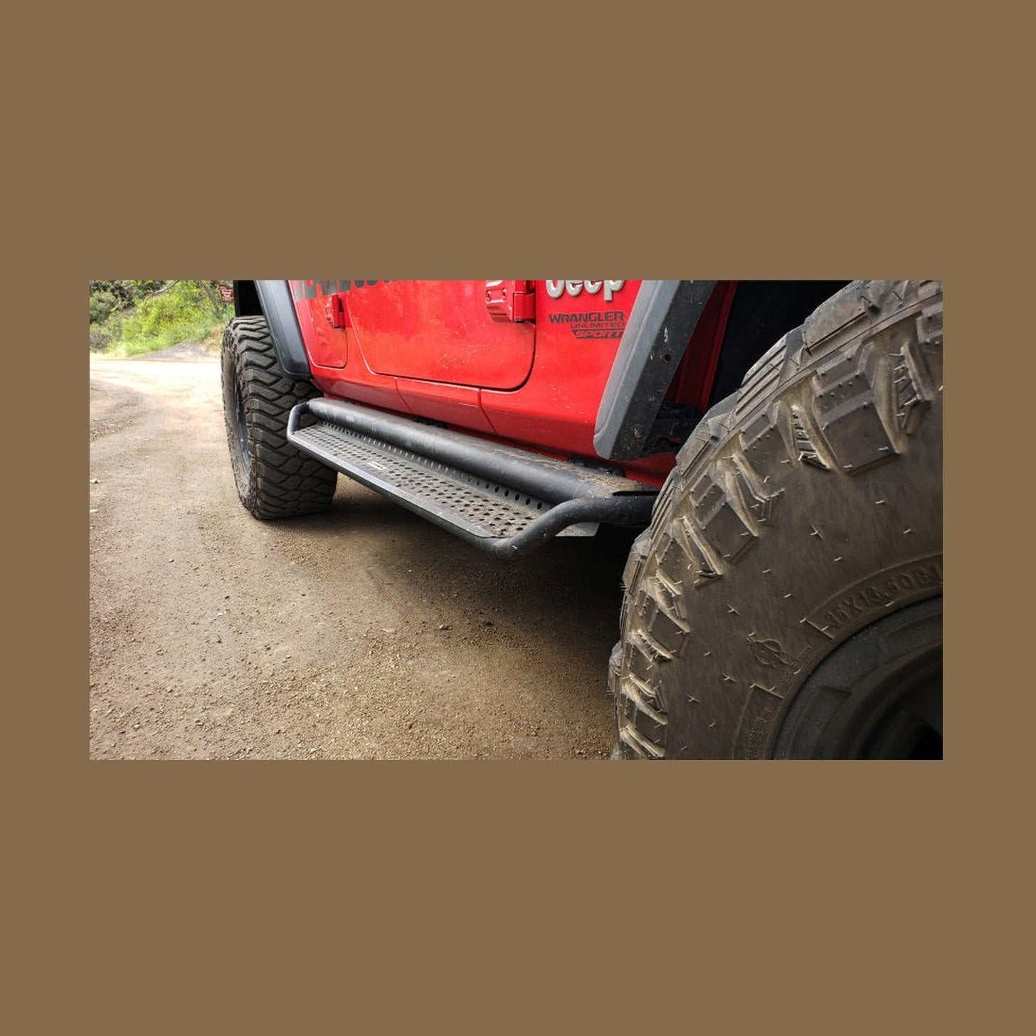 Go Rhino Go Rhino Dominator Extreme D1 Side Steps - Tex Blk - 80in, installed