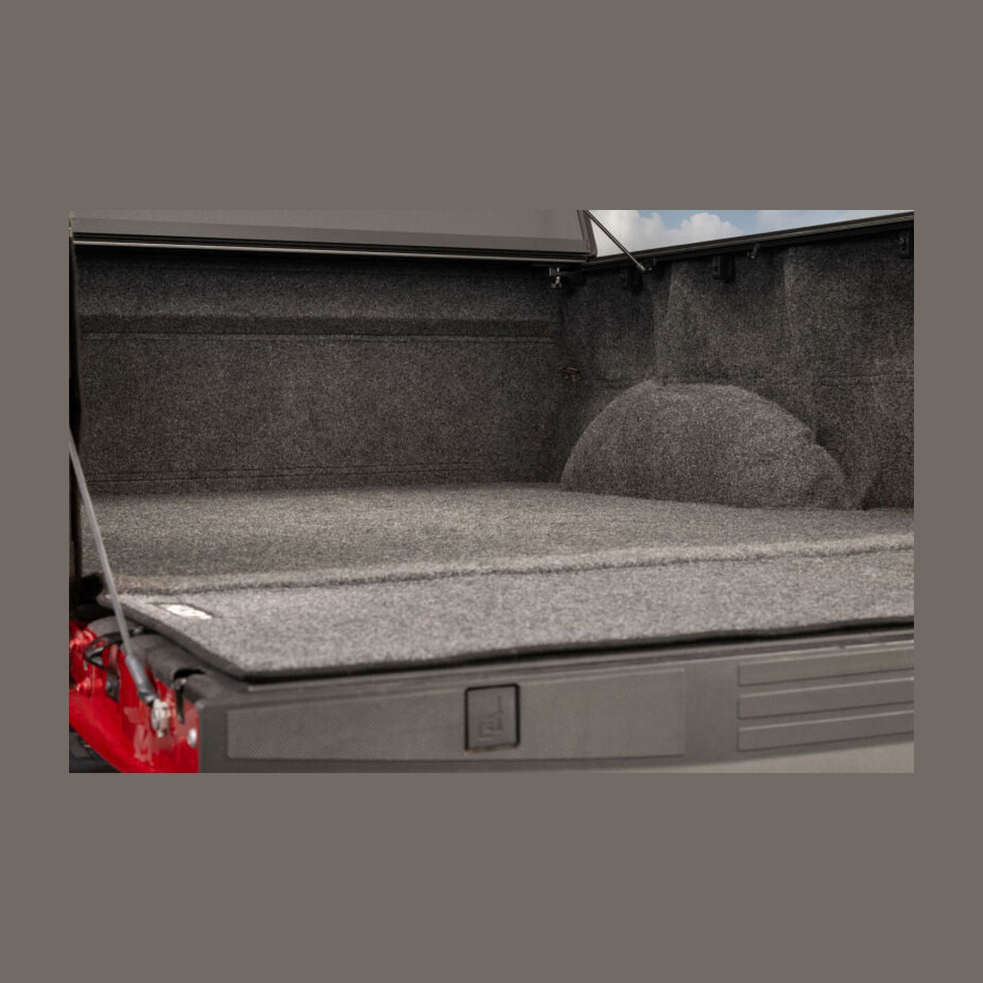 Husky Liners Husky Liners 15-26 Ford F-150 SuperCrew 5ft Bed & 22-26 Lightning Guardian Comfort Bed Liner - Full, installed