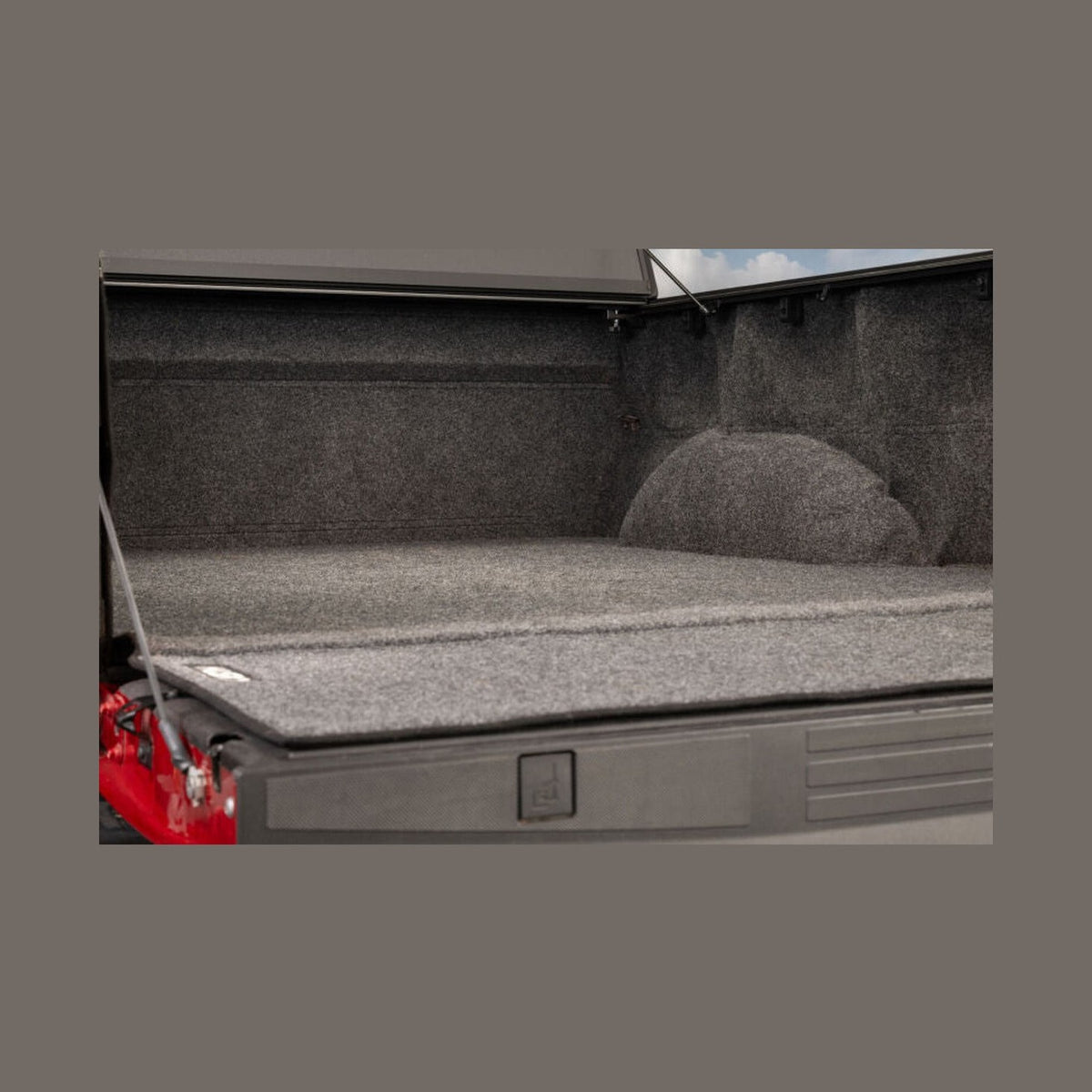 Husky Liners Husky Liners 15-26 Ford F-150 SuperCrew 5ft Bed & 22-26 Lightning Guardian Comfort Bed Liner - Full, installed