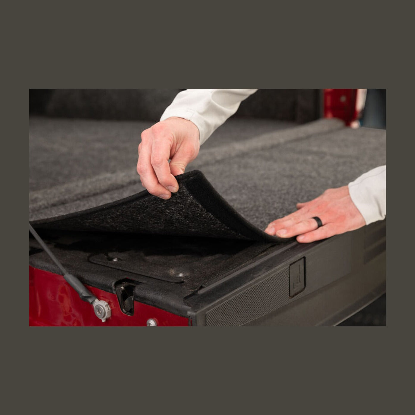 Husky Liners Husky Liners 15-26 Ford F-150 SuperCrew 5ft Bed & 22-26 Lightning Guardian Comfort Bed Liner - Full