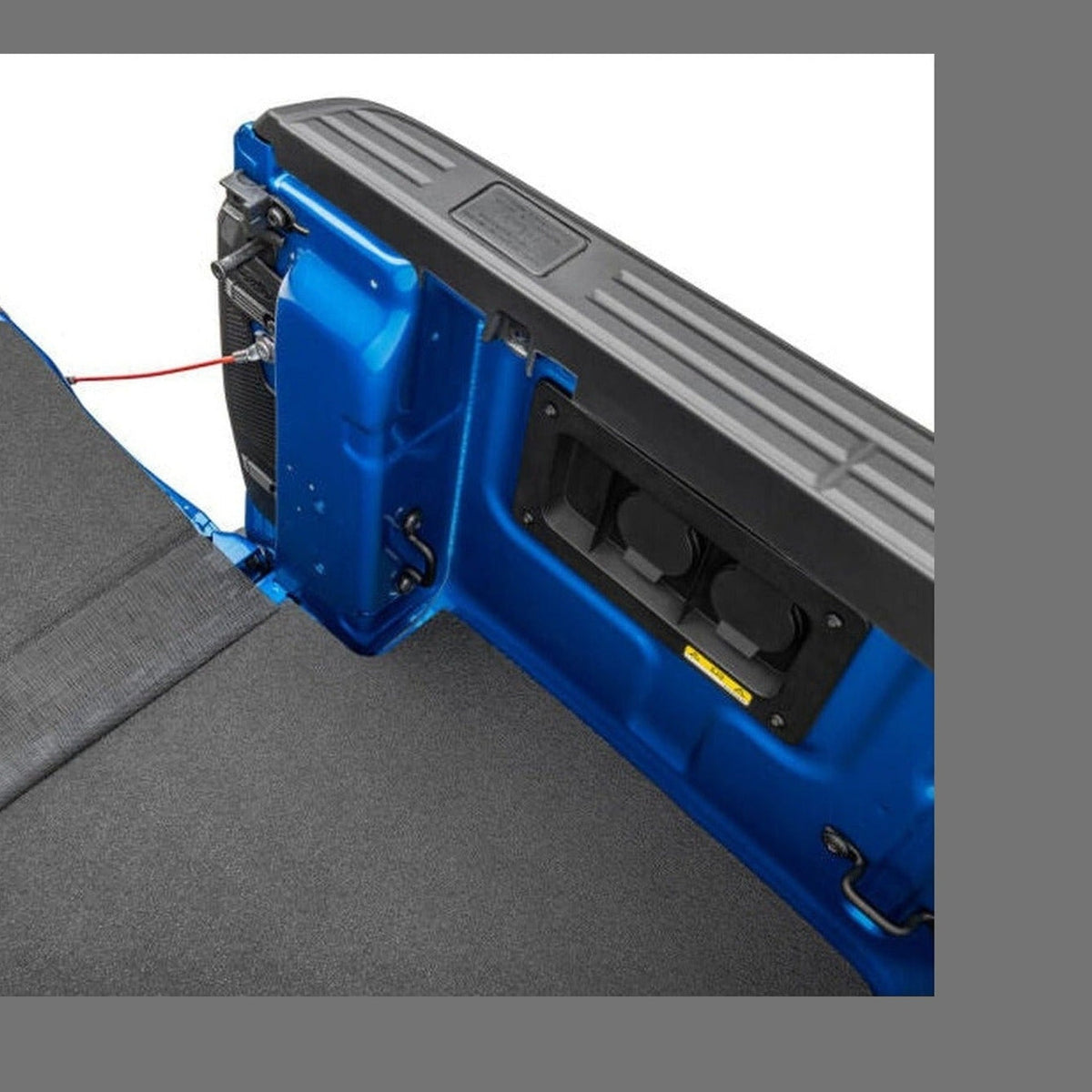 Husky Liners Husky Liners 15-26 Ford F-150 5.5ft Bed & 15-26 Lightning SuperCrew Guardian Impact Bed Mat, installed