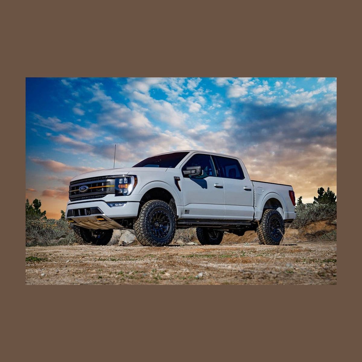 ICON ICON 21-23 Ford F150 Tremor 2.5-3in 2.5 Series VS RR Coilover Kit, installed