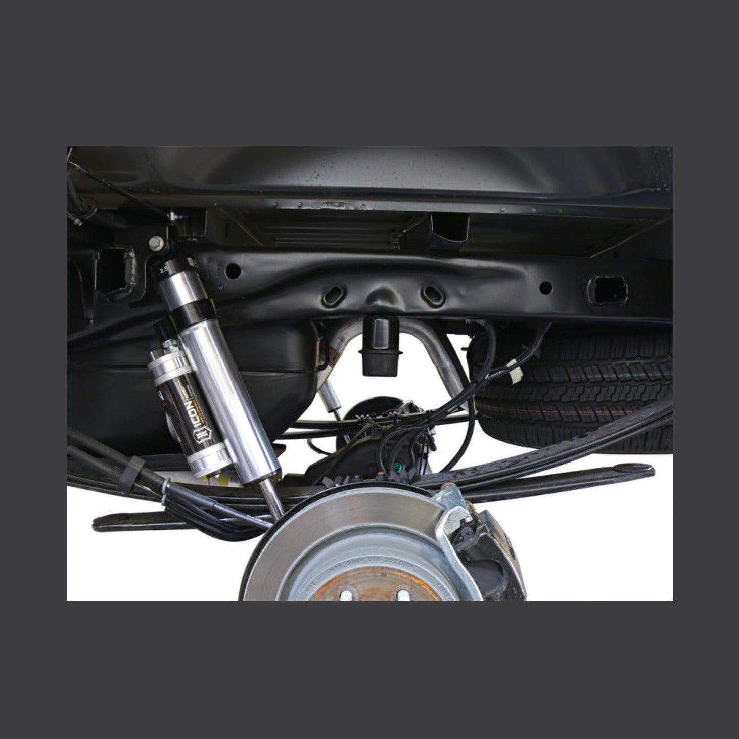 ICON ICON 04-08 Ford F-150 4WD / 2009+ Ford F-150 2/4WD Rear 2.5 Series Shocks VS PB CDCV - Pair, installed