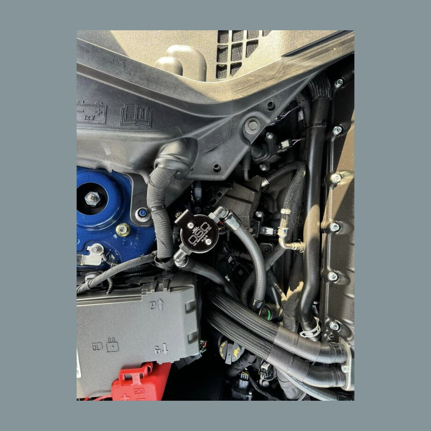 J&L J&L 24-25 Ford Mustang GT w/ Whipple Supercharger Oil Separator 3.0 PCV Side - Black Anodized, installed