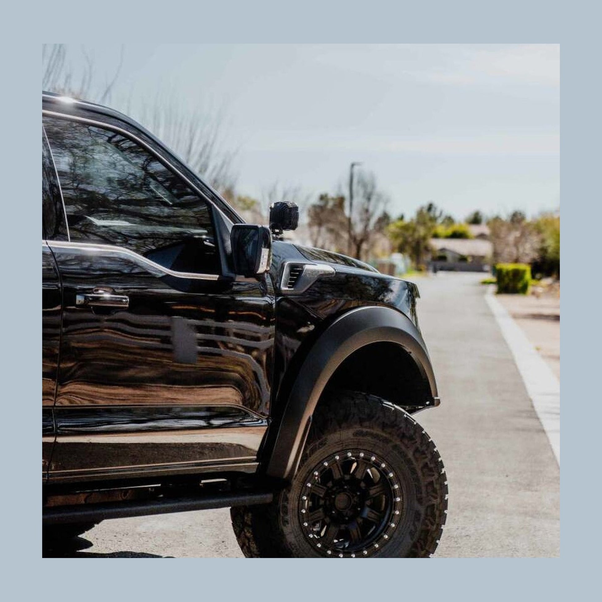 KC HiLiTES KC HiLiTES 2021+ Ford F150/Raptor/Lightning Gen 3 Pillar / Ditch Bracket Set, installed