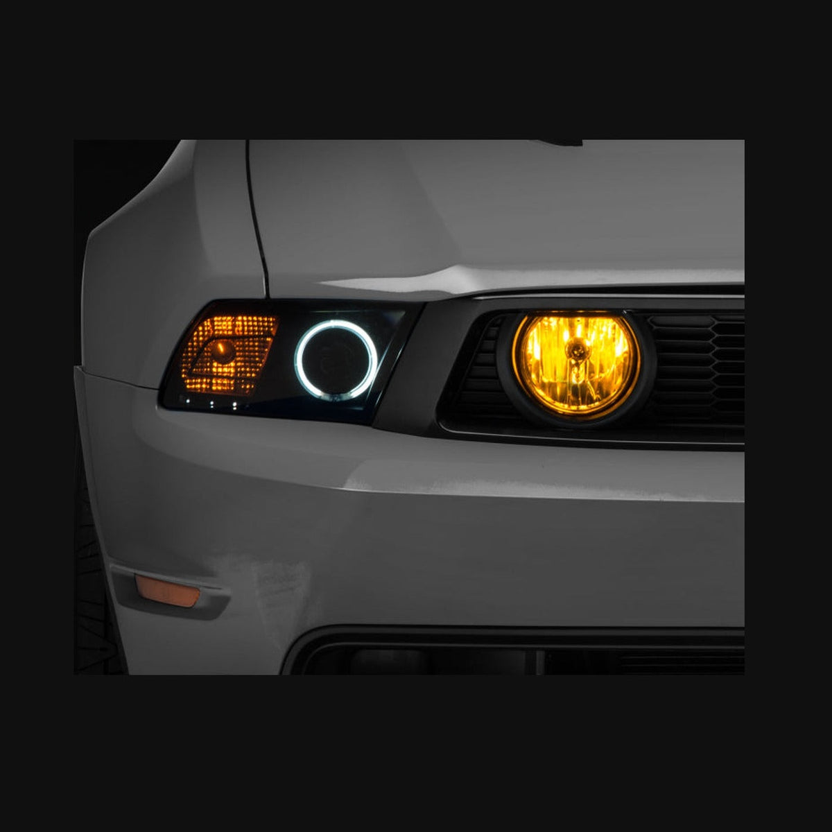 Raxiom Raxiom 05-12 Ford Mustang GT Fog Lights Yellow