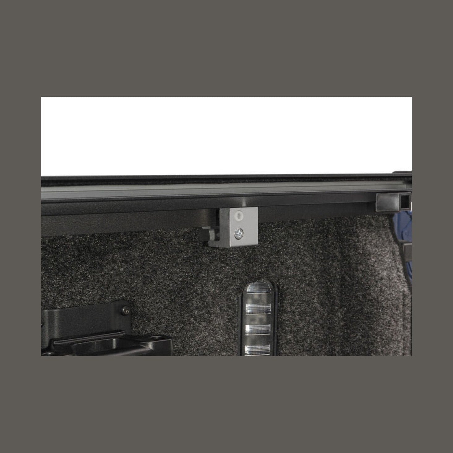 Retrax Retrax 21-23 Ford F-150 Super Crew/Super Cab/Lightning (5.5ft Bed) Retrax IX