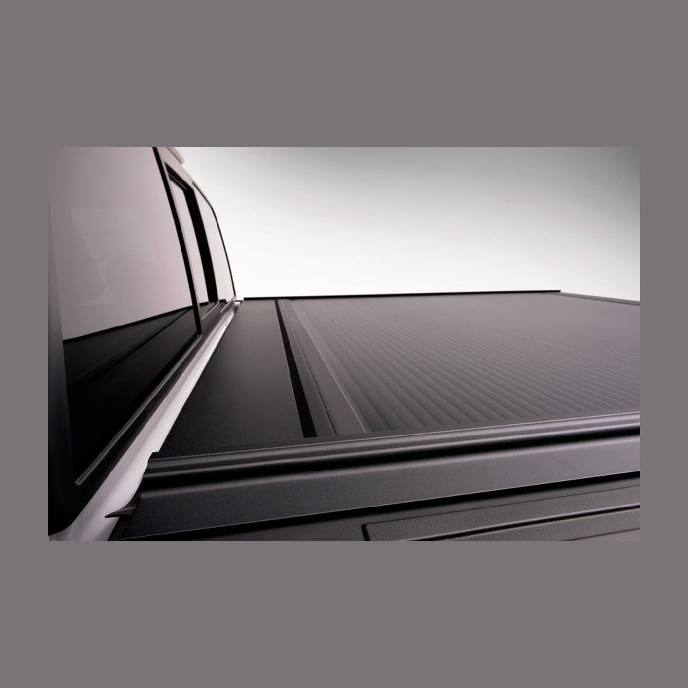 Retrax Retrax 15-up F-150 Super Crew & Super Cab (No Stake Pkt Cutout) 5.5ft Bed RetraxONE MX