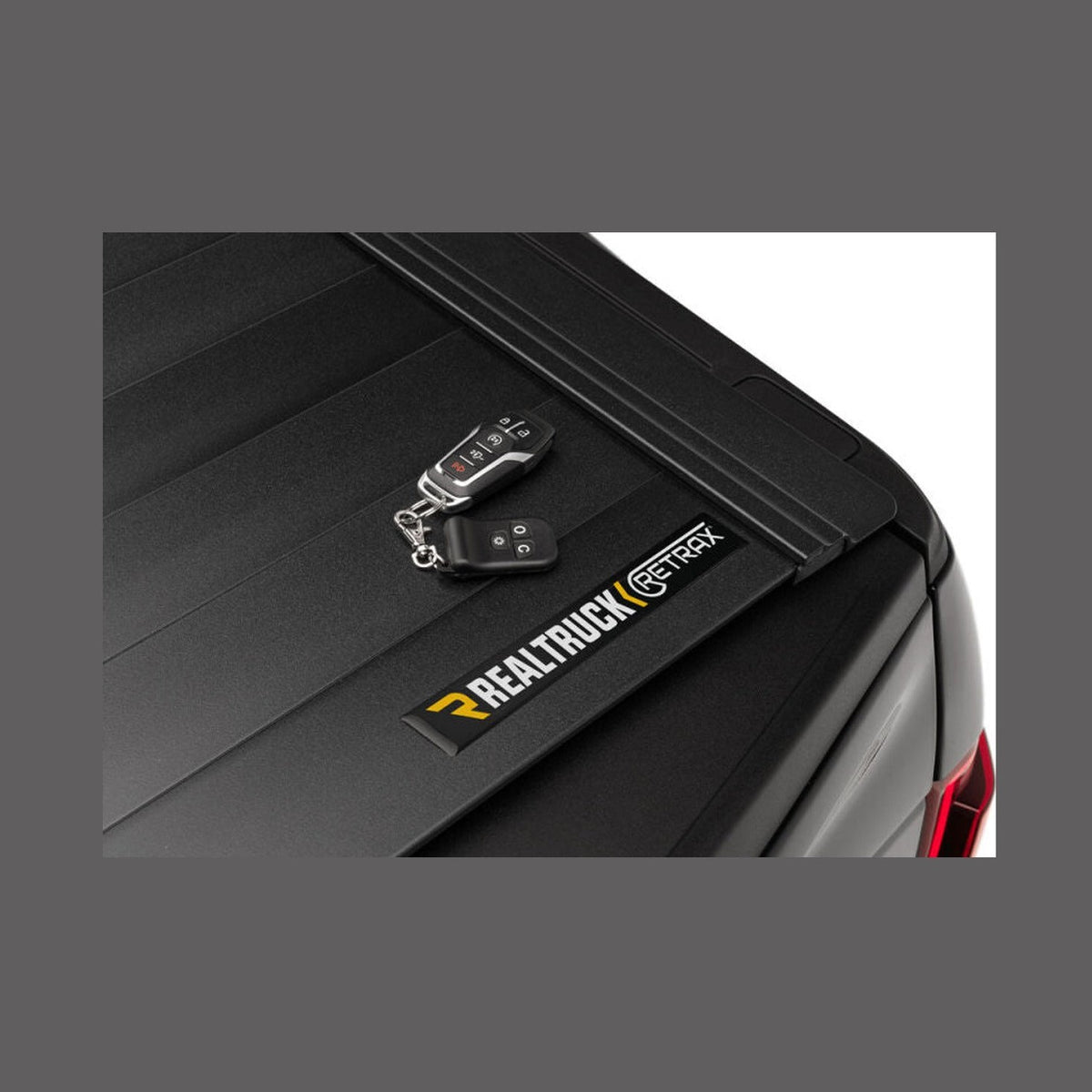 Retrax Retrax 2021 F-150 Super Crew & Super Cab 5.5ft Bed PowertraxPRO MX