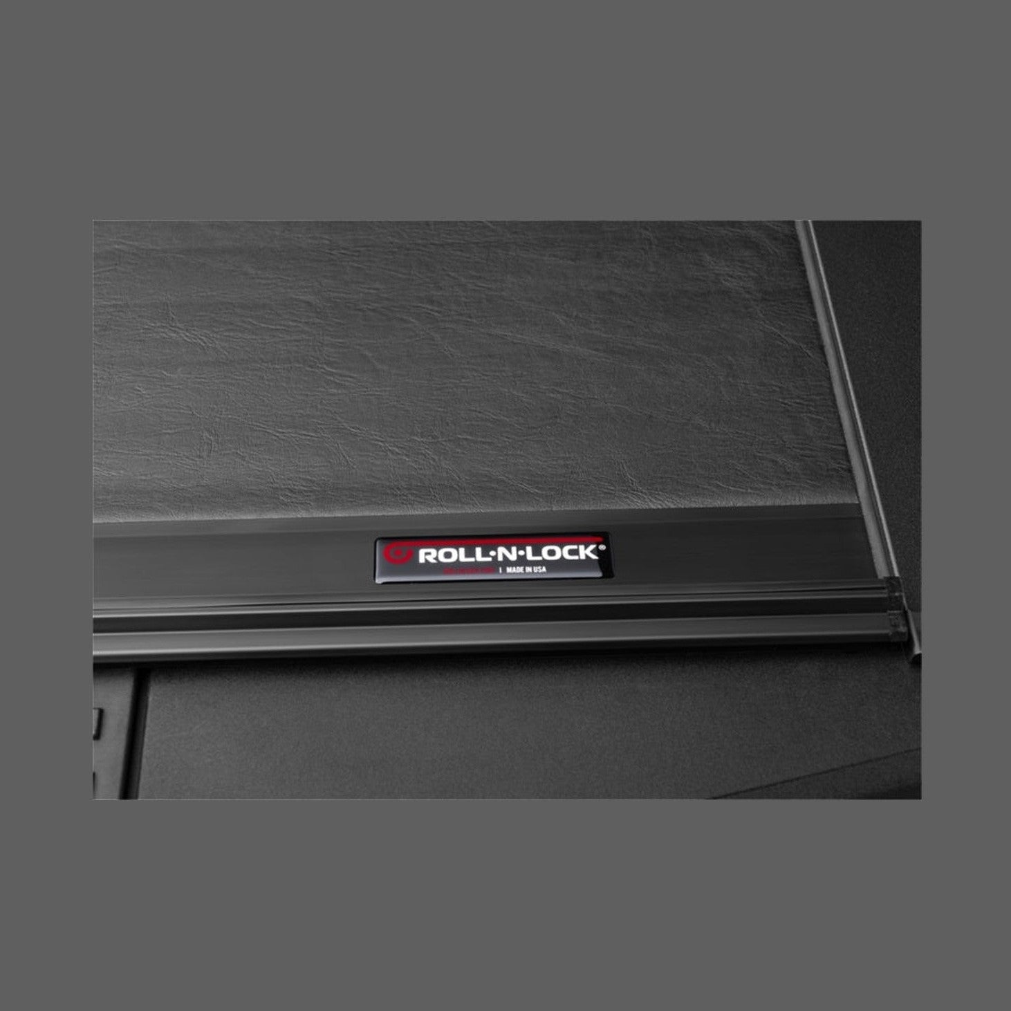 Roll-N-Lock Roll-N-Lock 15-18 Ford F-150 SB 77-3/8in M-Series Retractable Tonneau Cover