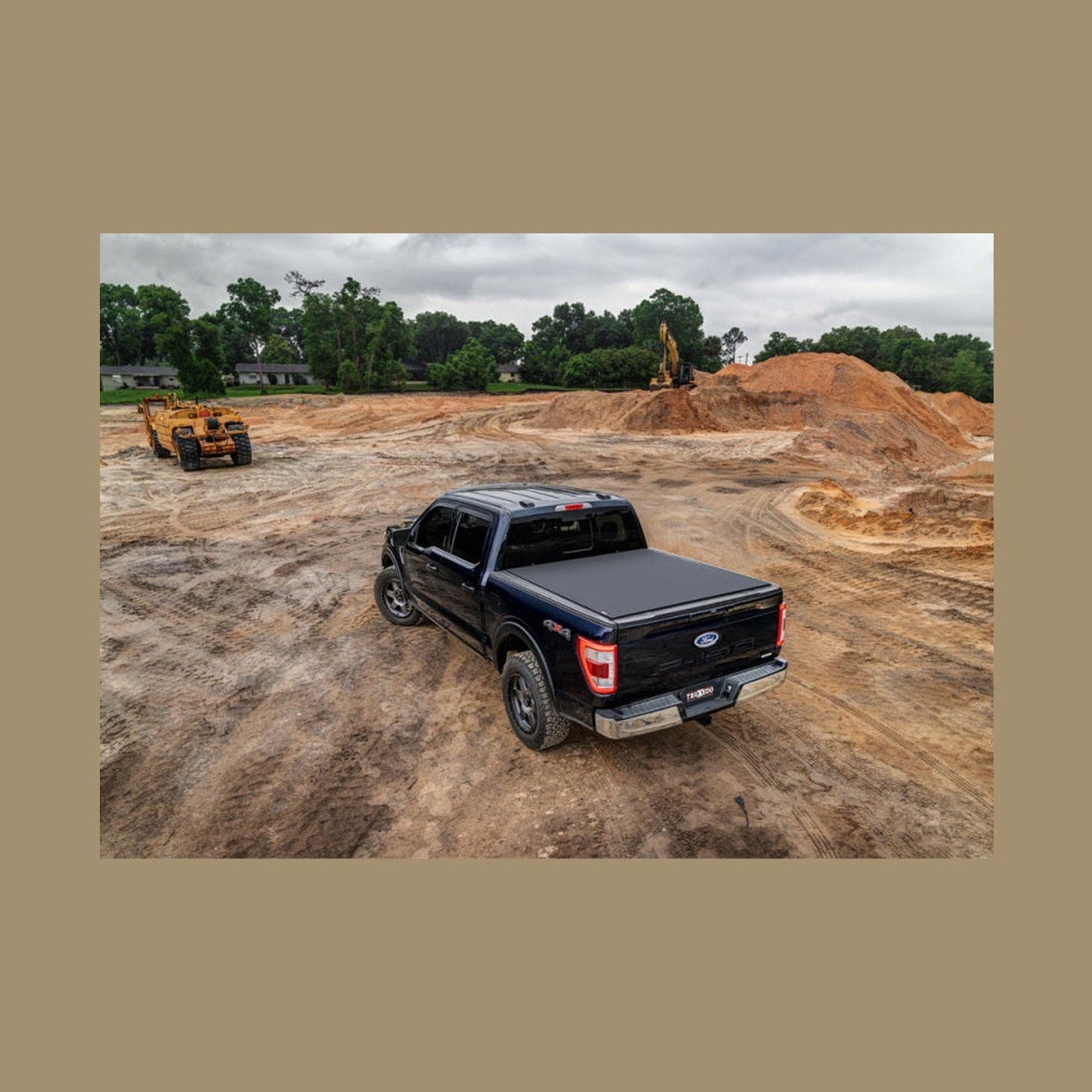 Truxedo Truxedo 09-14 Ford F-150 5ft 6in Pro X15 Bed Cover, installed