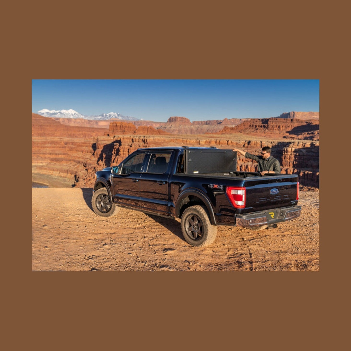 Undercover UnderCover 2021+ Ford F-150 Crew Cab 5.5ft Armor Flex Bed Cover Cover, installed