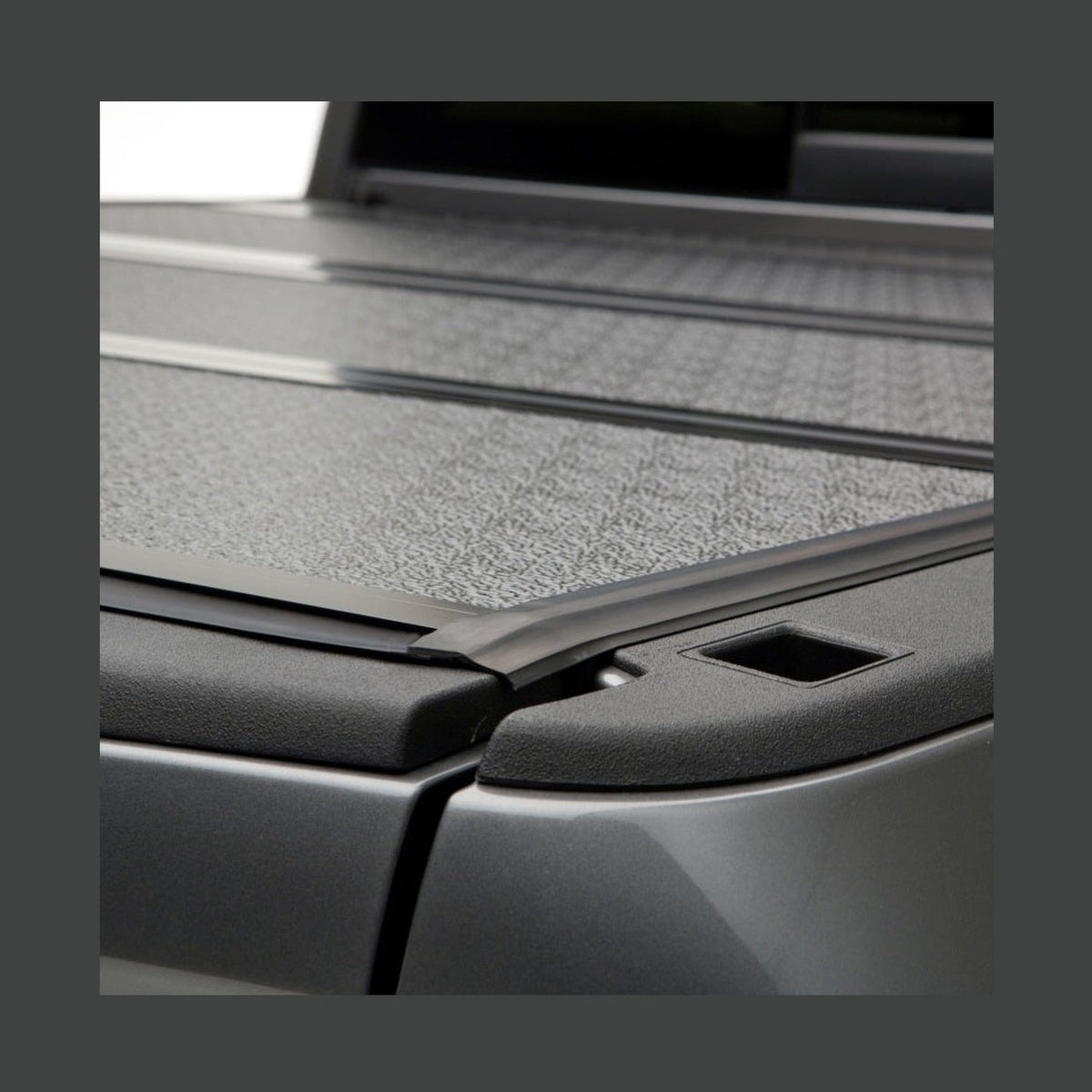 Undercover UnderCover 2021+ Ford F-150 Crew Cab 5.5ft Flex Bed Cover, installed