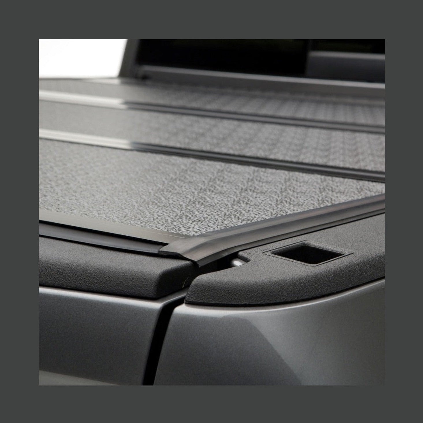 Undercover UnderCover 2021+ Ford F-150 Crew Cab 5.5ft Flex Bed Cover, installed