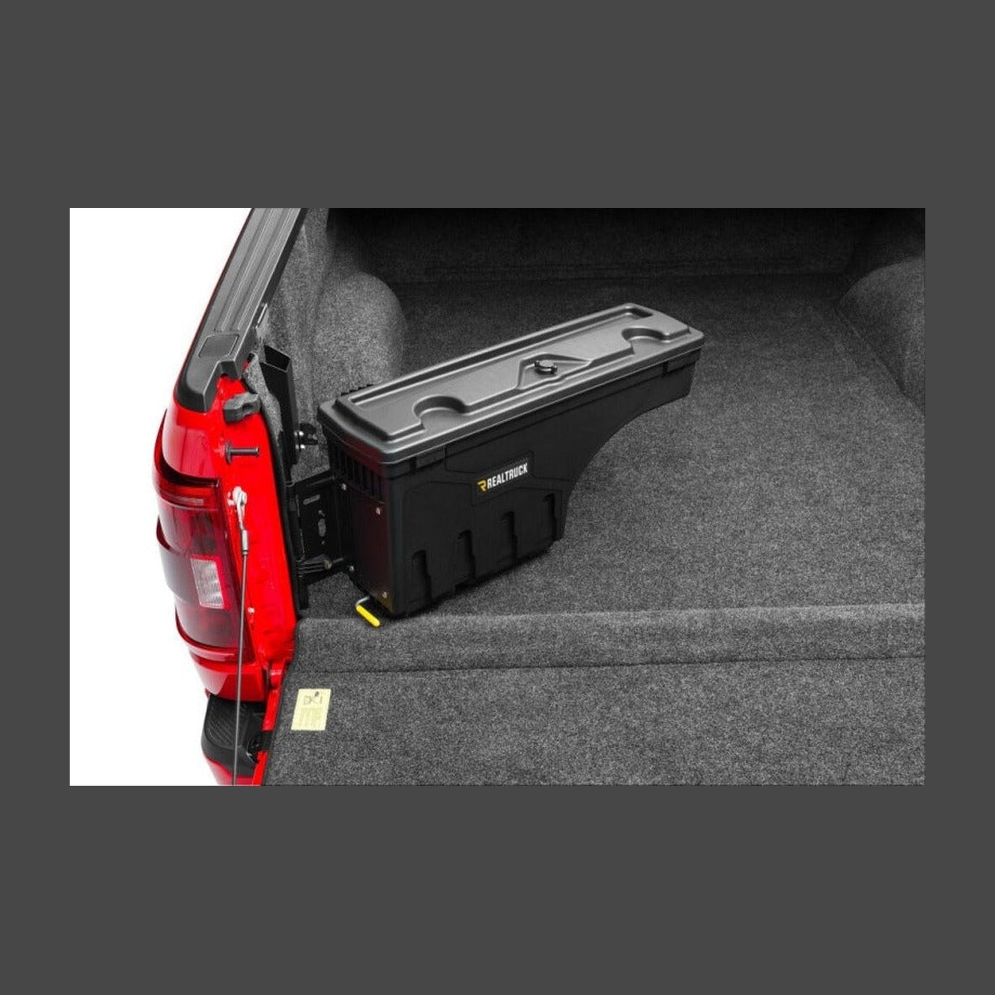 Undercover UnderCover 15-20 Ford F-150 Drivers Side SwingH1128-H1157 Case - Black Smooth, installed