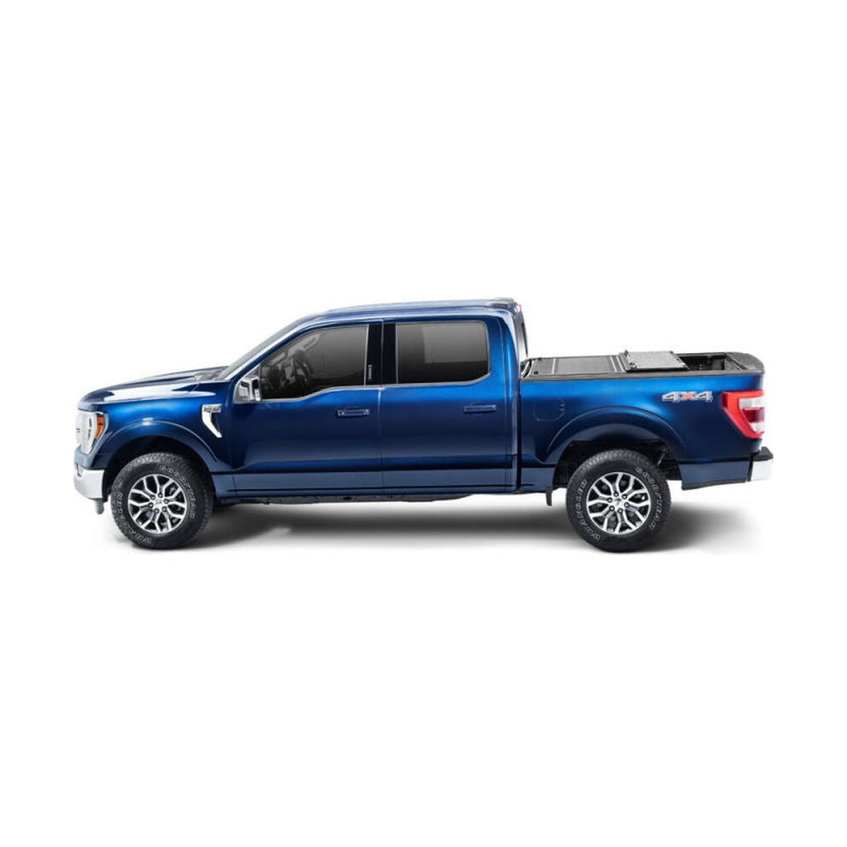 Undercover UnderCover 2021+ Ford F-150 Crew Cab 5.5ft Ultra Flex Bed Cover, installed