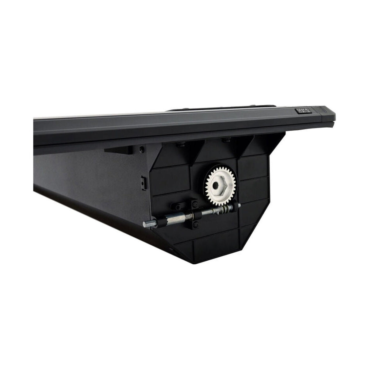 Westin Westin 15-26 Ford F-150 / 22-26 Ford F-150 Lightning 5ft 5in Bed Manual Retractable Tonneau Cover