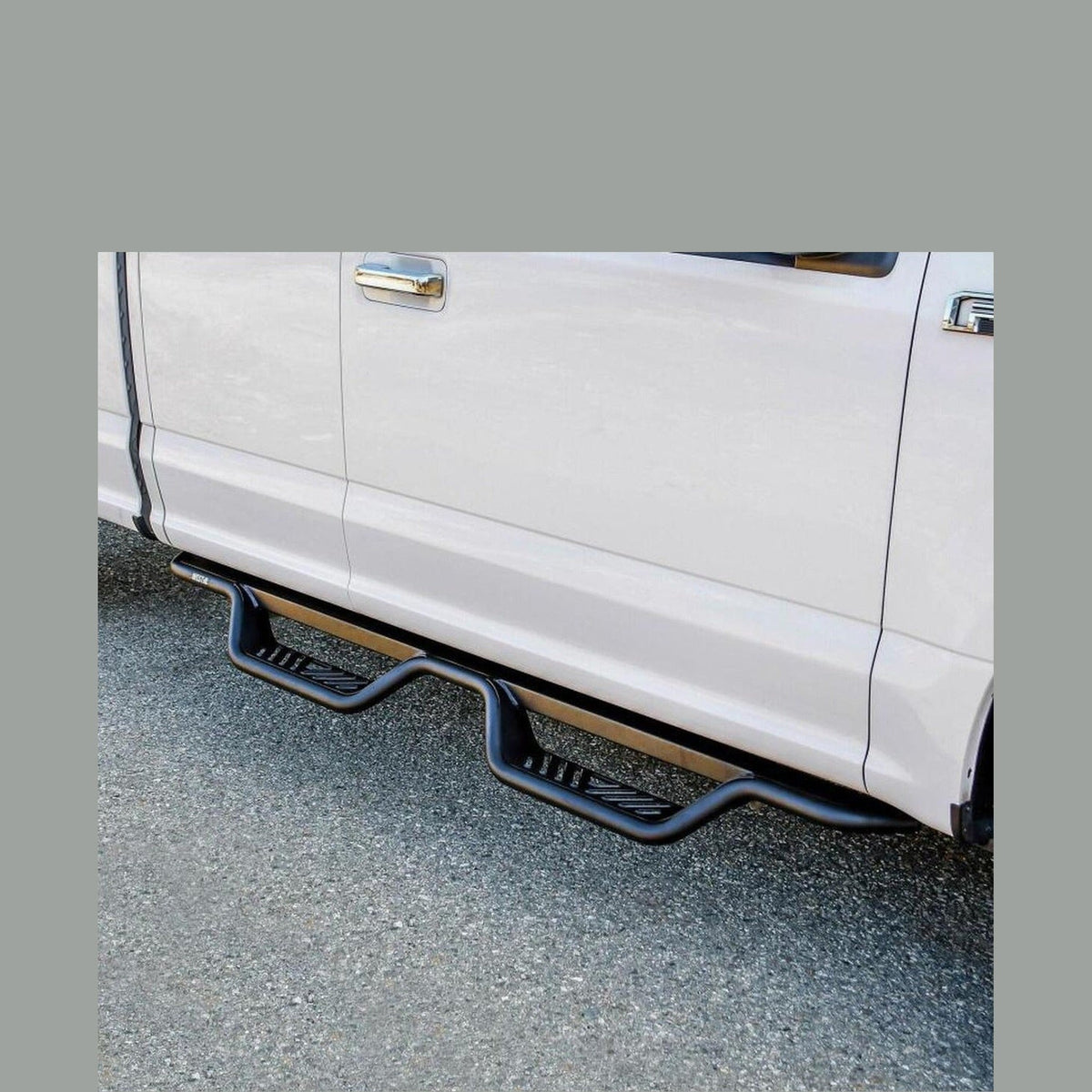 Westin Westin 15-26/17-26 Ford F-150/F-250/F-350/F-450 SuperCab Outlaw Drop Nerf Step Bars Tex Black, installed