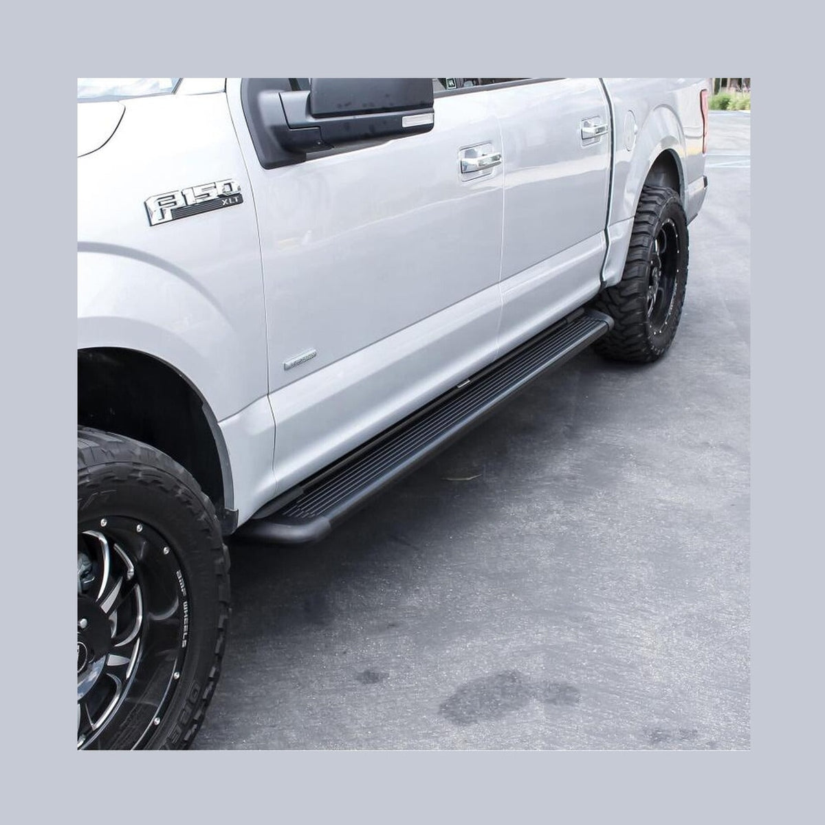 Westin Westin Sure-Grip Aluminum Running Boards 79 in - Black, installed