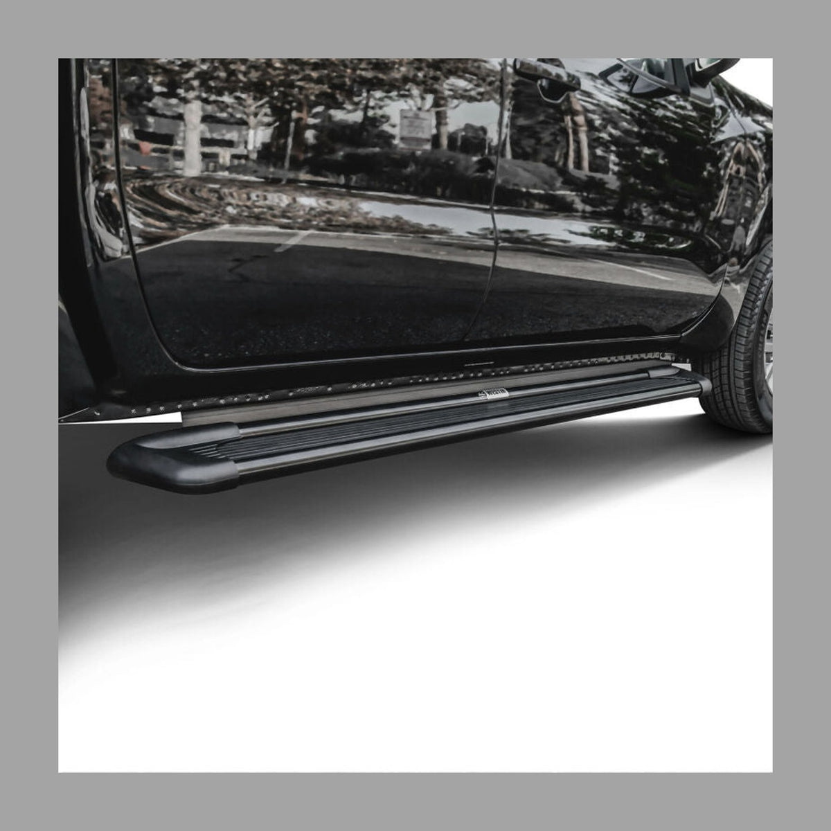 Westin Westin Sure-Grip Aluminum Running Boards 79 in - Black, installed