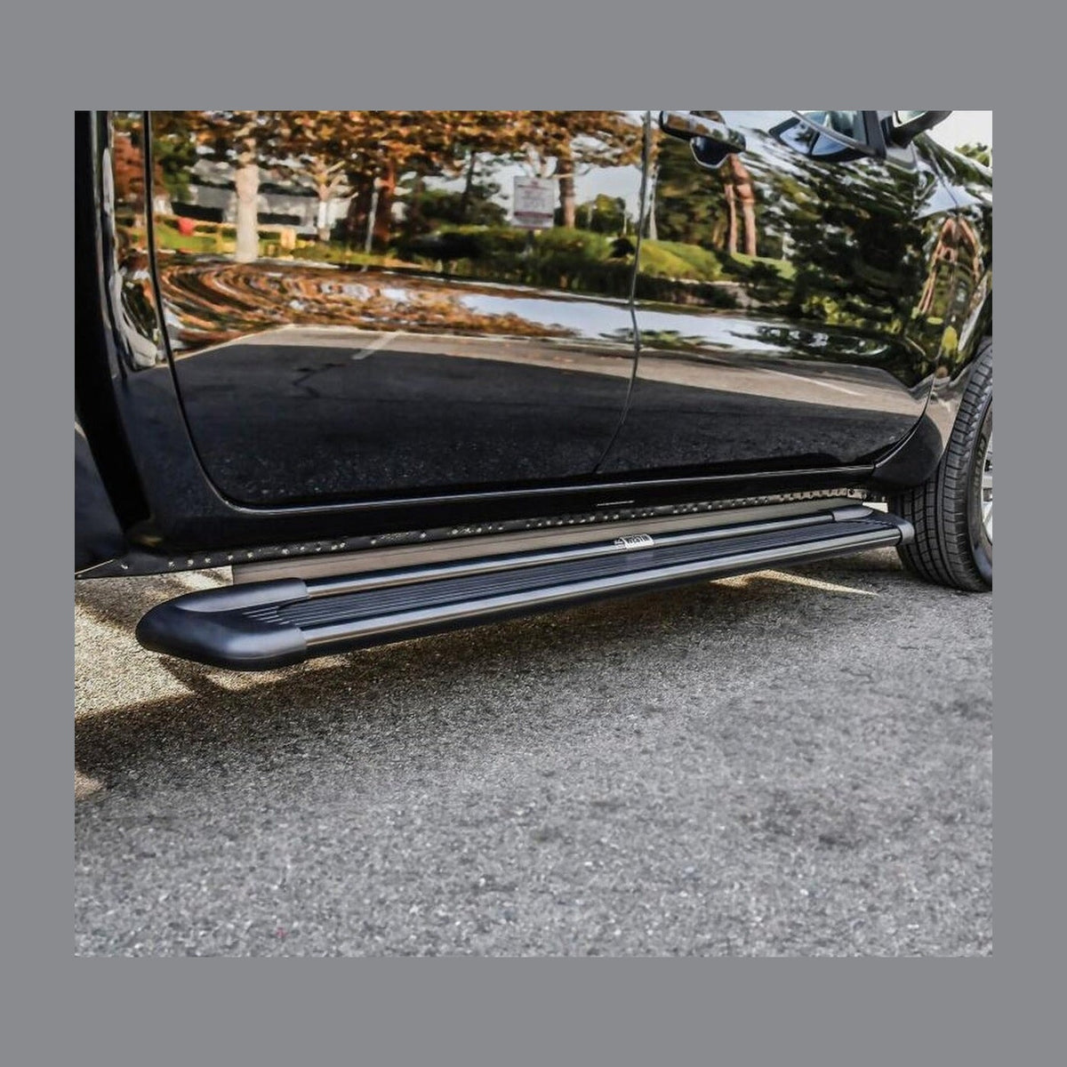 Westin Westin Sure-Grip Aluminum Running Boards 79 in - Black, installed