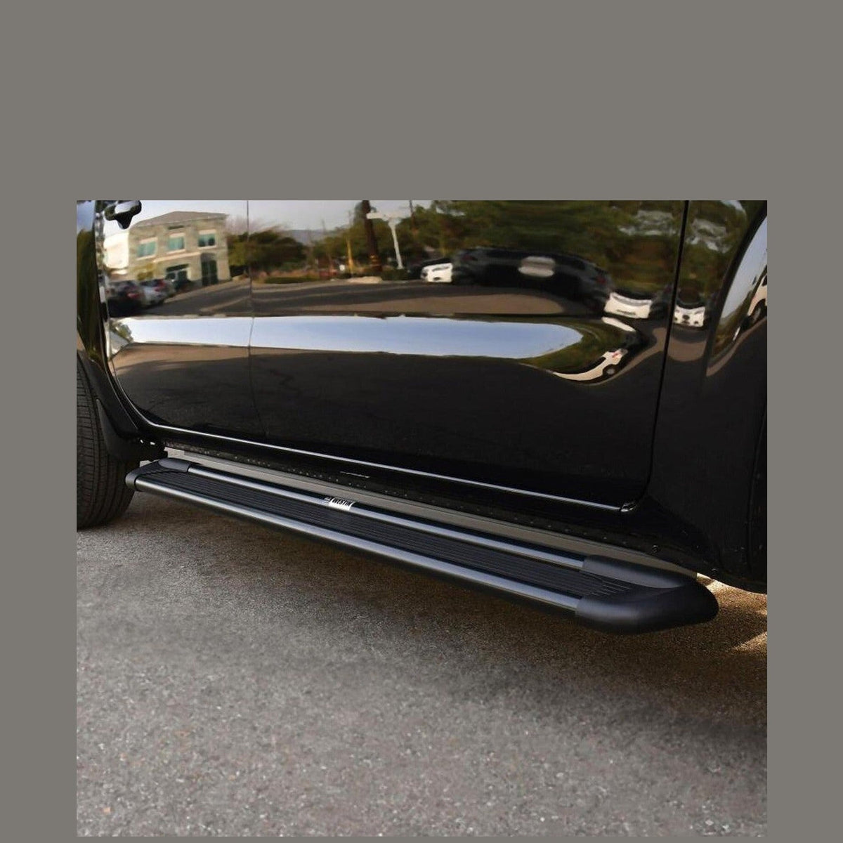 Westin Westin Sure-Grip Aluminum Running Boards 79 in - Black, installed