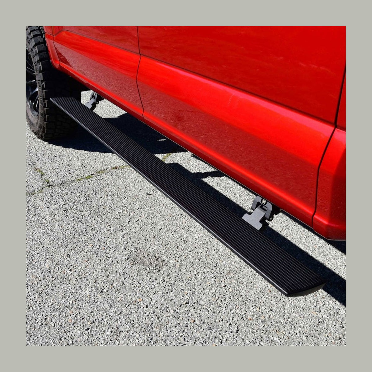 Westin Westin 15-25 Ford F-150 SuperCrew / 17-25 F-250/350 CrewCab Pro-e Running Boards - Tex. Blk, installed