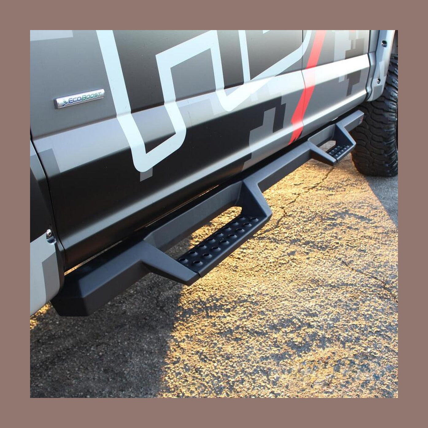 Westin Westin/HDX 17-18 Ford F-150 SuperCrew Drop Nerf Step Bars - Textured Black, installed