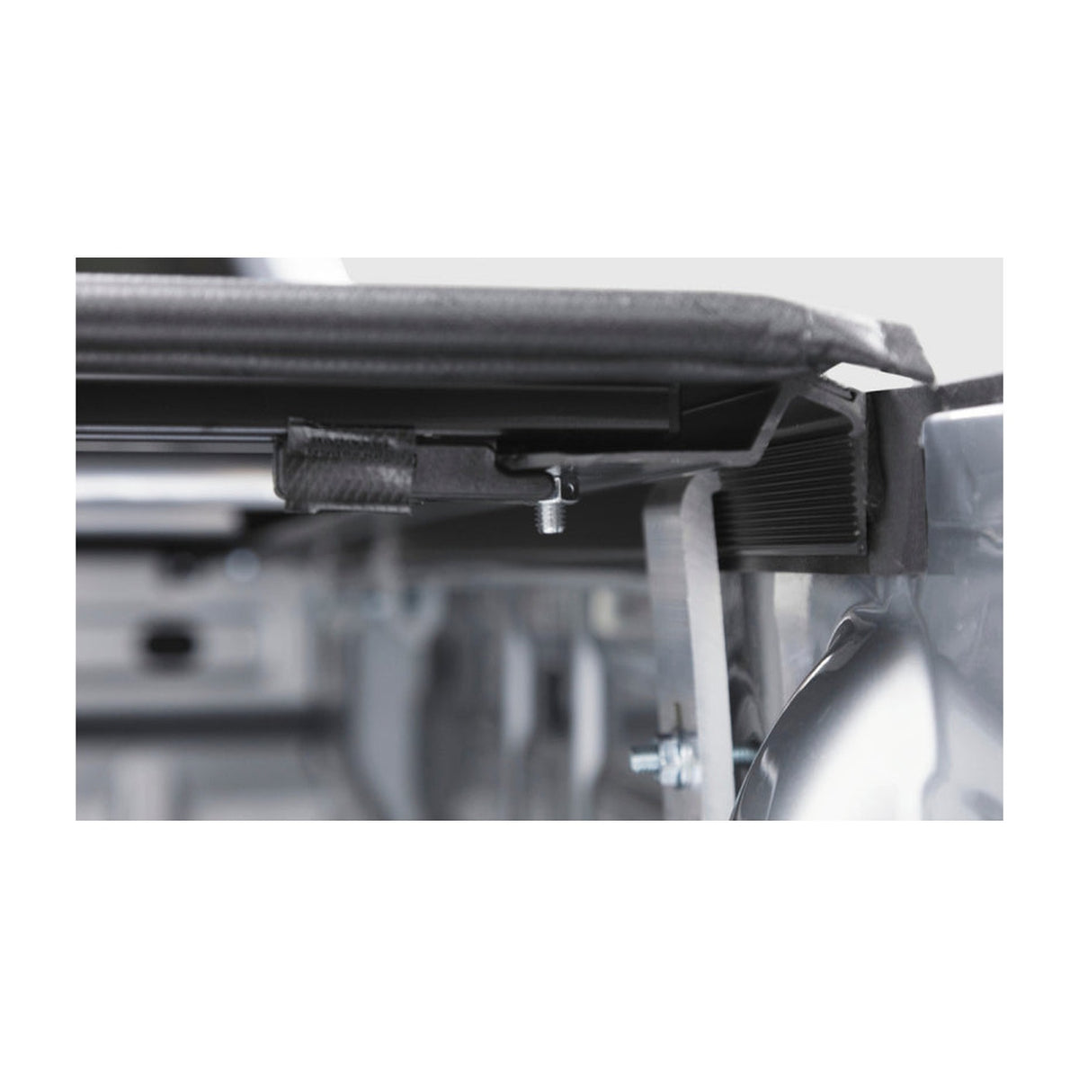 Access Access Vanish 15-19 Ford F-150 5ft 6in Bed Roll-Up Cover, installed