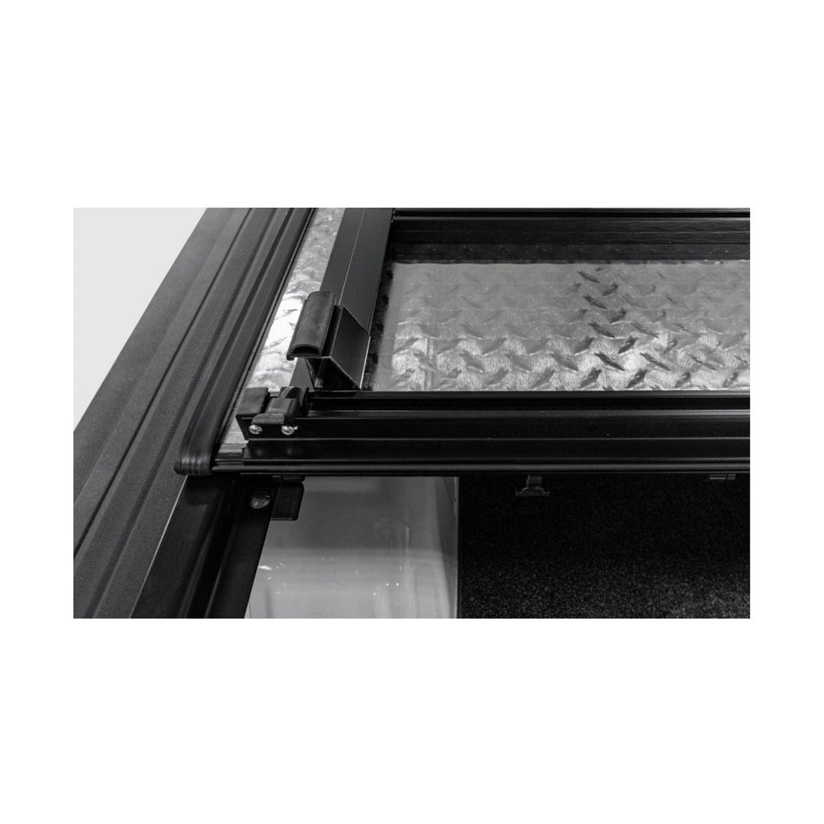 Access Access LOMAX Tri-Fold Cover 04-14 Ford F-150 5ft 6in Bed, installed