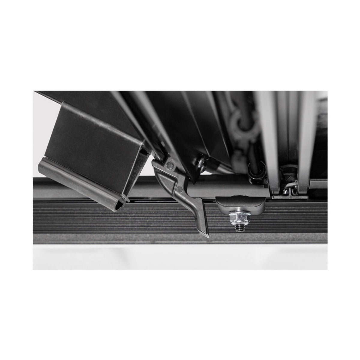 Access Access LOMAX Tri-Fold Cover 04-14 Ford F-150 5ft 6in Bed, installed