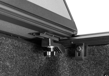 BAK 15-20 Ford F-150 5ft 7in Bed BAKFlip MX4 Matte Finish