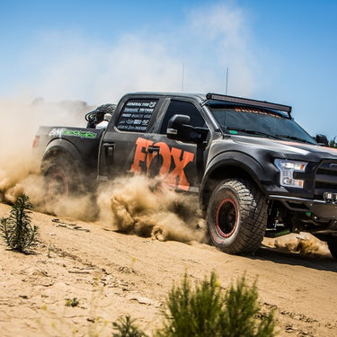 Fox 17-18 Ford F-250 4WD 2.0 Performance Series IFP Smooth Body Front Shock / 0-1.5in Lift