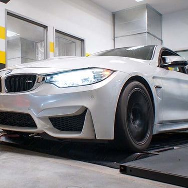 MagnaFlow 2015-2017 Ford Mustang V6 3.7L Race Series Axle Back w/ Dual Polished Tips